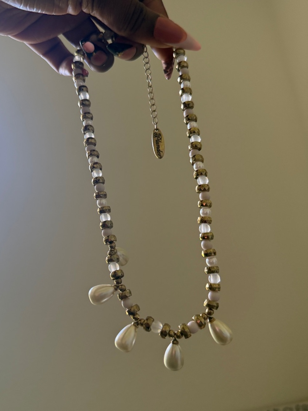Plunder Pearl Teardrop Beaded Necklace - White & Gold